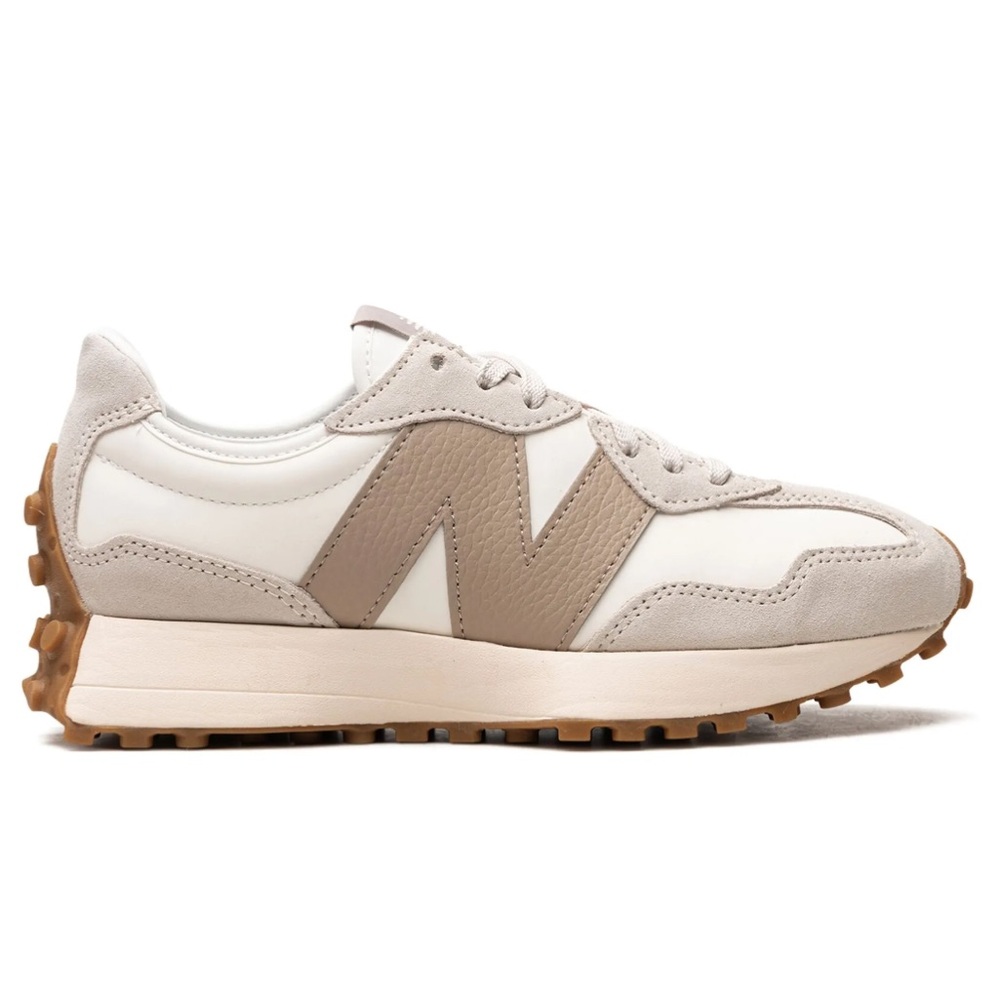 New Balance Women's Beige and White 327 Sneakers  - Size 10.5